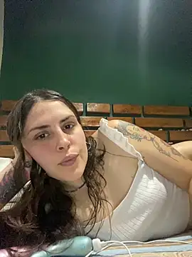 isadelasestrellas online show from 10/22/25, 08:41