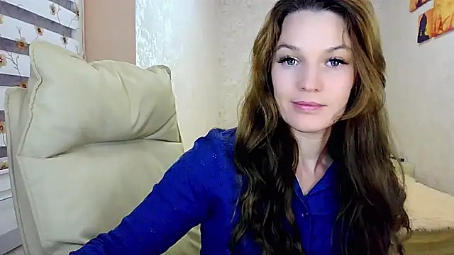 Snapshot of impossibleluna chatting on 09/13/25, 06:08 impossibleluna online show from 09/13/25, 06:08