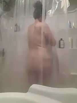 Snapshot of BonfireBonnie chatting on 10/16/25, 01:12 BonfireBonnie online show from 10/16/25, 01:12