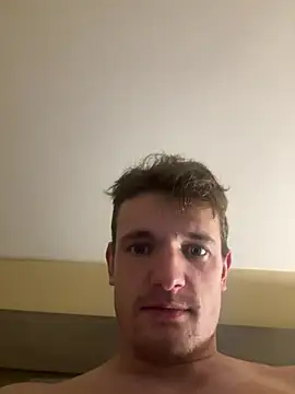 Snapshot of krov chatting on 02/09/25, 08:13 krov online show from 02/09/25, 08:13