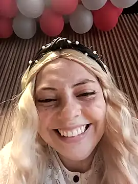 madelaine- online show from 02/13/26, 06:59