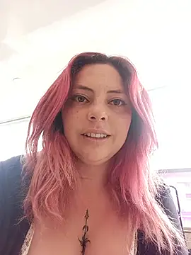 madelaine- online show from 07/12/26, 04:53