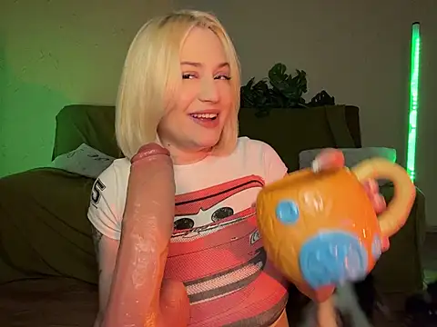 DaisyBooom online show from 06/20/26, 06:54