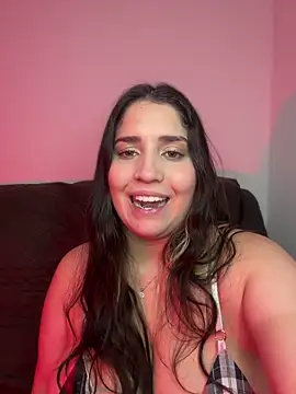 Snapshot of valentina_jonnes1 chatting on 06/07/26, 04:49 valentina jonnes1 online show from 06/07/26, 04:49