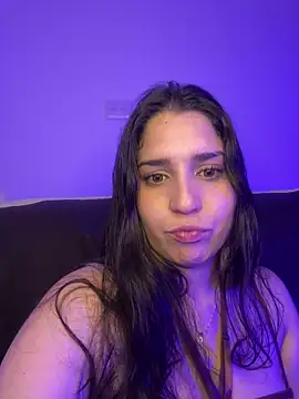 Snapshot of valentina_jonnes1 chatting on 06/11/26, 05:16 valentina jonnes1 online show from 06/11/26, 05:16