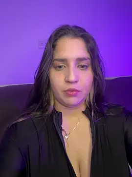 valentina jonnes1 online show from 06/28/26, 05:24
