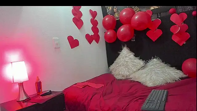 Evaaross 2345 online show from 02/14/25, 05:36