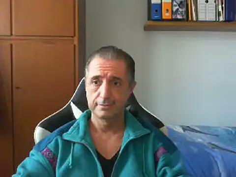 lliuk70mi online show from 12/11/24, 02:44