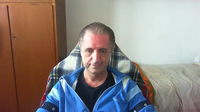 lliuk70mi online show from 05/09/26, 02:00