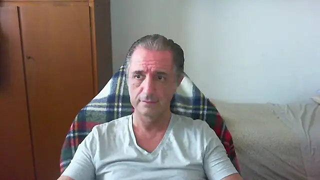 lliuk70mi online show from 05/12/26, 12:35