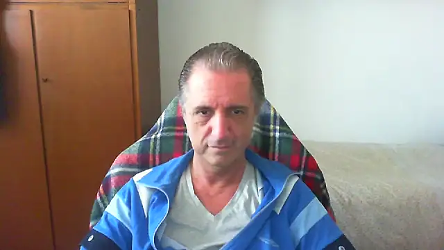 lliuk70mi online show from 05/13/26, 12:13