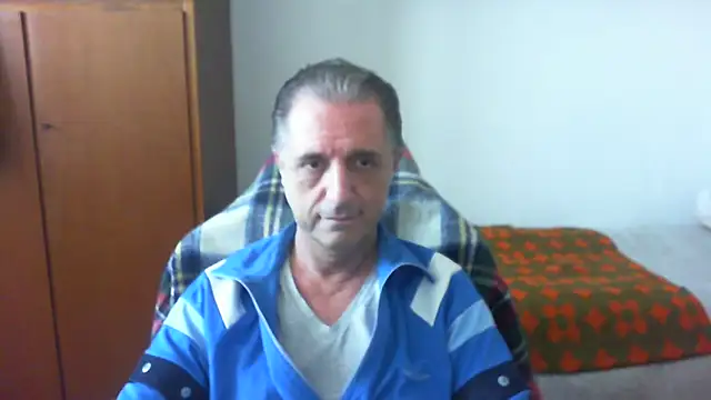 lliuk70mi online show from 05/16/26, 02:27