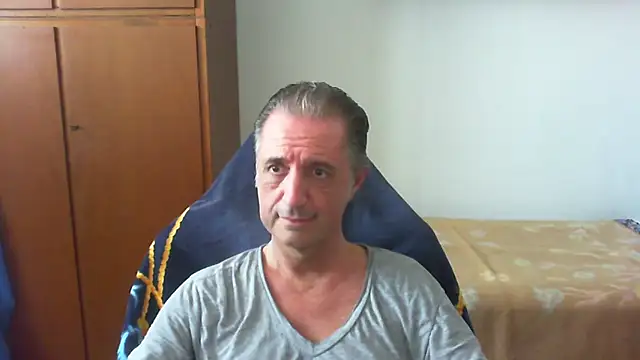 lliuk70mi online show from 05/23/26, 12:20