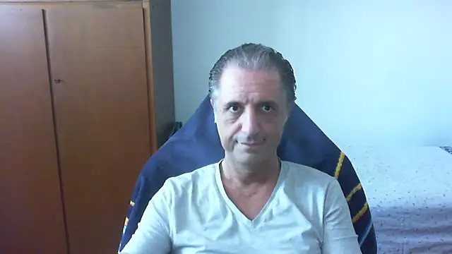 lliuk70mi online show from 06/03/26, 01:14