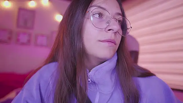 milly kenner online show from 03/25/26, 07:09