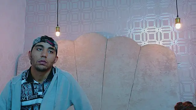 Annyeli online show from 11/15/25, 02:13