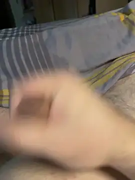 Snapshot of Gartengolem chatting on 11/23/25, 07:24 Gartengolem online show from 11/23/25, 07:24