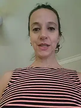 Branquinhasexy online show from 02/08/25, 11:02