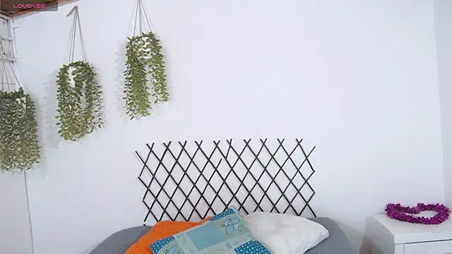 Snapshot of karla_charloby chatting on 10/08/25, 02:58 karla charloby online show from 10/08/25, 02:58