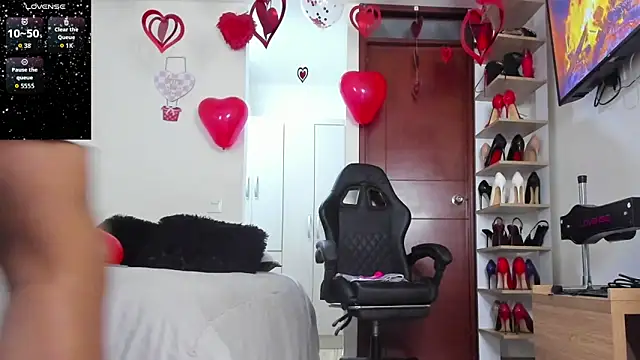 SophieBaker   online show from 02/13/26, 03:13