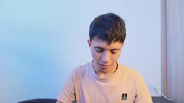 Justyn Ross online show from 09/21/25, 07:15