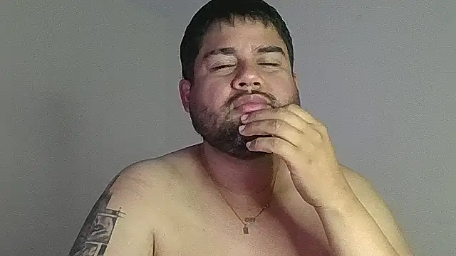 GABRIELGARCIA1313 online show from 06/30/26, 06:31