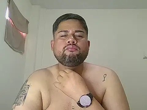 GABRIELGARCIA1313 online show from 07/06/26, 04:53