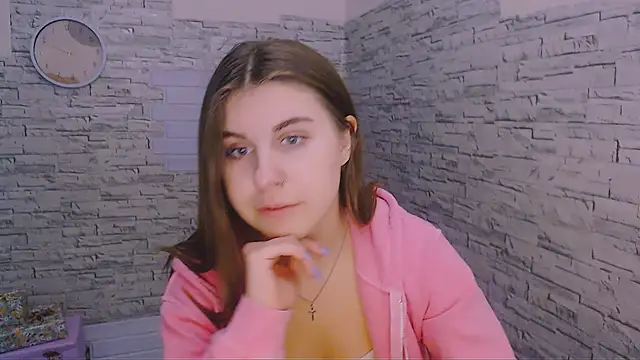 Sweet Doll Luna online show from 12/14/24, 09:13