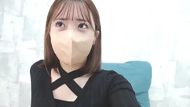 LOVE MOMO LOVE online show from 01/13/25, 11:30