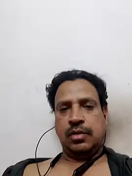 Raj1043 online show from 12/15/24, 08:36