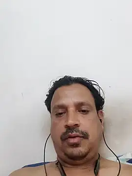 Raj1043 online show from 12/22/24, 10:49