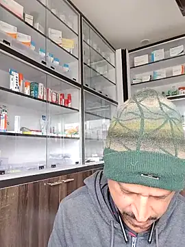 Raj1043 online show from 12/23/25, 09:40