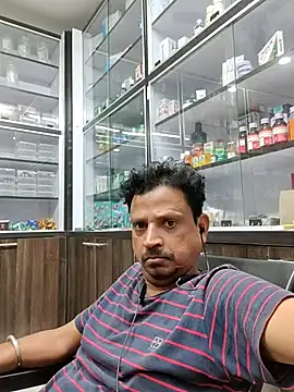 Raj1043 online show from 04/01/26, 03:09