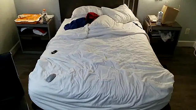 EatMyCake831 online show from 01/11/25, 06:01