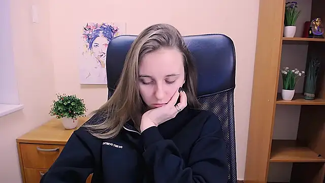  Nicole new online show from 01/24/25, 07:19