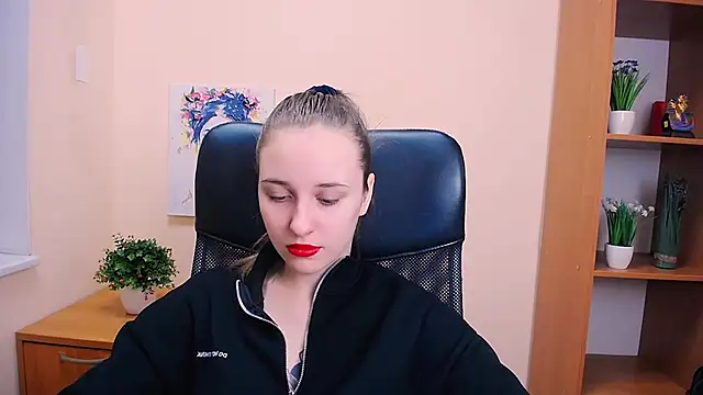  Nicole new online show from 01/28/25, 06:49