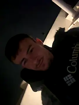 Snapshot of eddy355 chatting on 11/18/25, 10:03 eddy355 online show from 11/18/25, 10:03