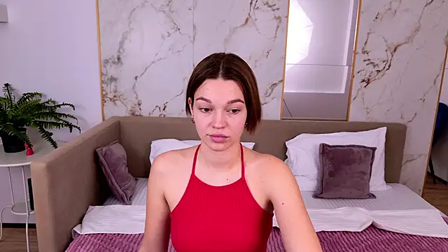 Snapshot of DanaLoved chatting on 01/02/25, 01:08 DanaLoved online show from 01/02/25, 01:08