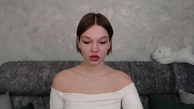 Snapshot of DanaLoved chatting on 03/22/25, 03:31 DanaLoved online show from 03/22/25, 03:31