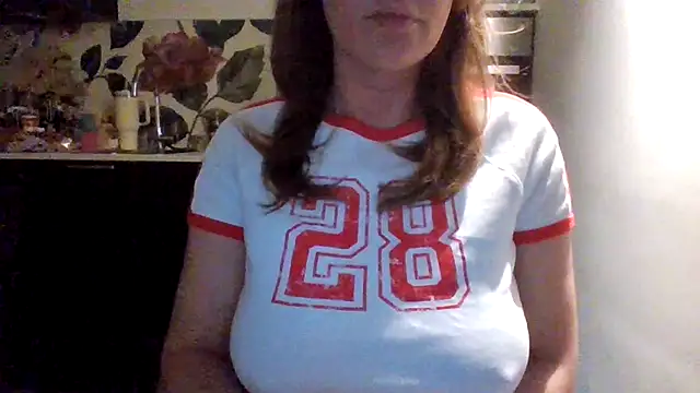 Nina24 online show from 02/28/25, 08:07