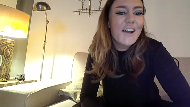 Nina24 online show from 03/15/25, 08:54