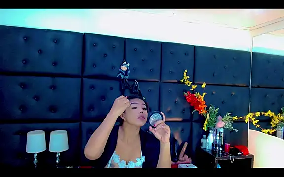 Isalombardi online show from 04/07/26, 02:12