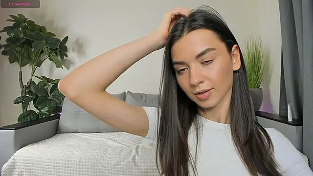 NicoleLuv online show from 12/11/24, 07:14