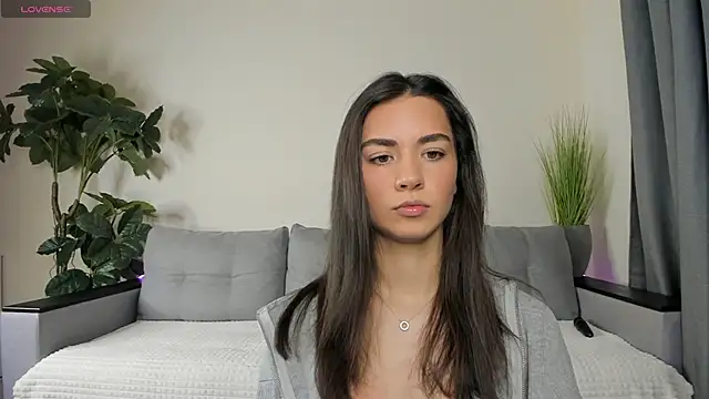 NicoleLuv online show from 12/12/24, 01:06