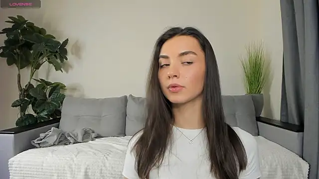 NicoleLuv online show from 12/12/24, 07:15