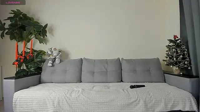 NicoleLuv online show from 12/26/24, 04:14