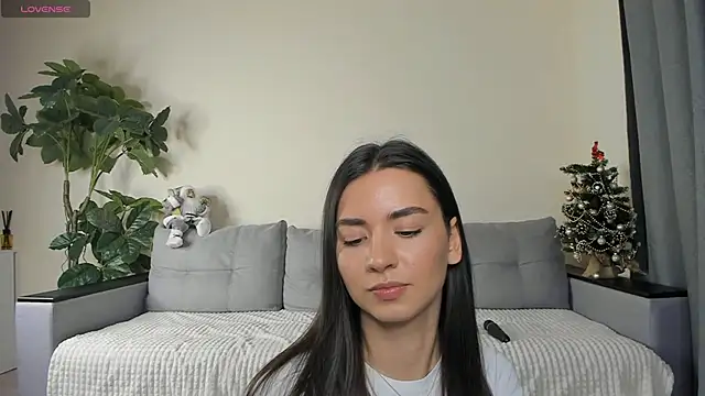 NicoleLuv online show from 01/06/25, 04:13