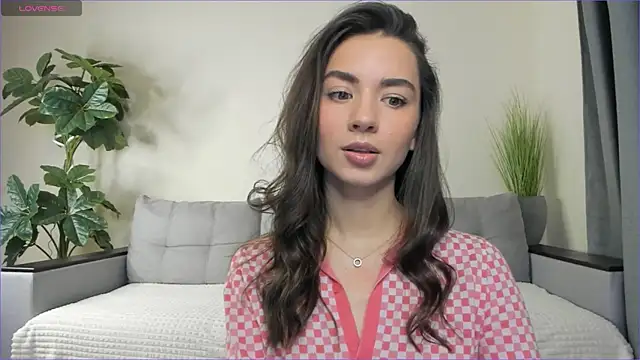 NicoleLuv online show from 02/02/25, 01:08