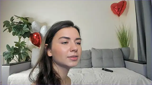 NicoleLuv online show from 03/07/25, 04:22