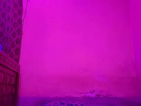 Snapshot of MmmMonikaBabie chatting on 12/13/24, 08:04 MmmMonikaBabie online show from 12/13/24, 08:04